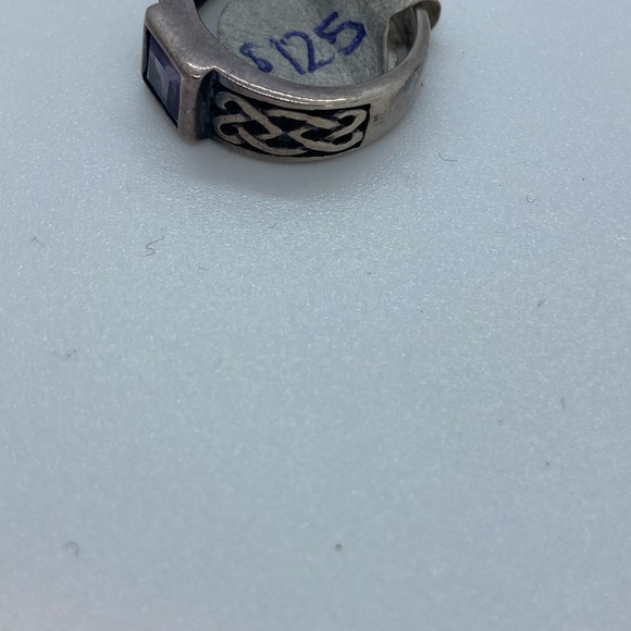 BOGO50 Sterling silver amethyst ring - Picture 3 of 6